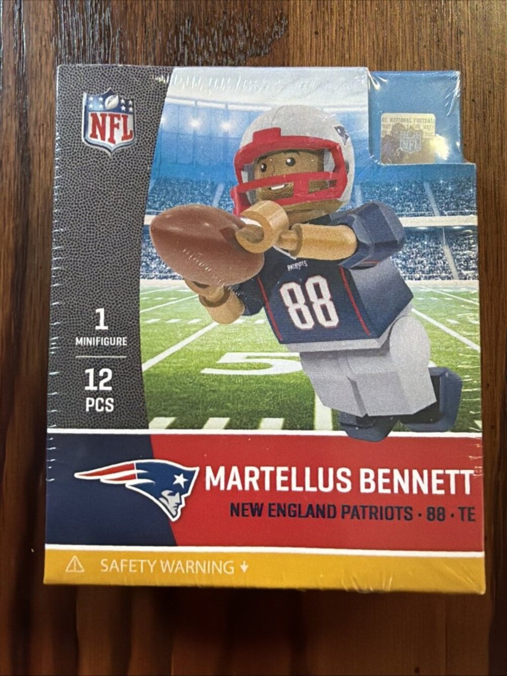 Oyo NFL Team Mini Figure‎ New England Patriots MARTELLUS BENNETT RARE!